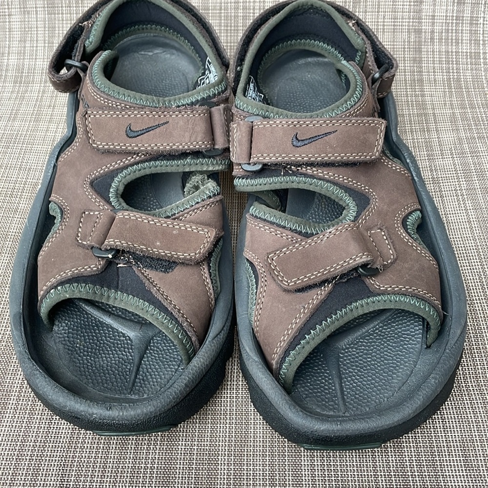 Nike Air Golf sandals size 8 athletic shoes for golf players